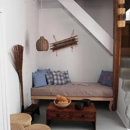 Lindos Esel Suites Apartment *