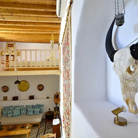 Lindos Esel Suites Apartment